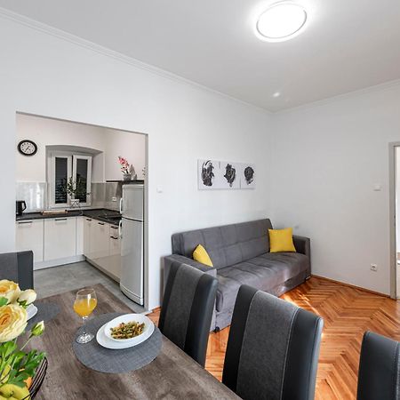Vera Apartments Дубровник Екстериор снимка