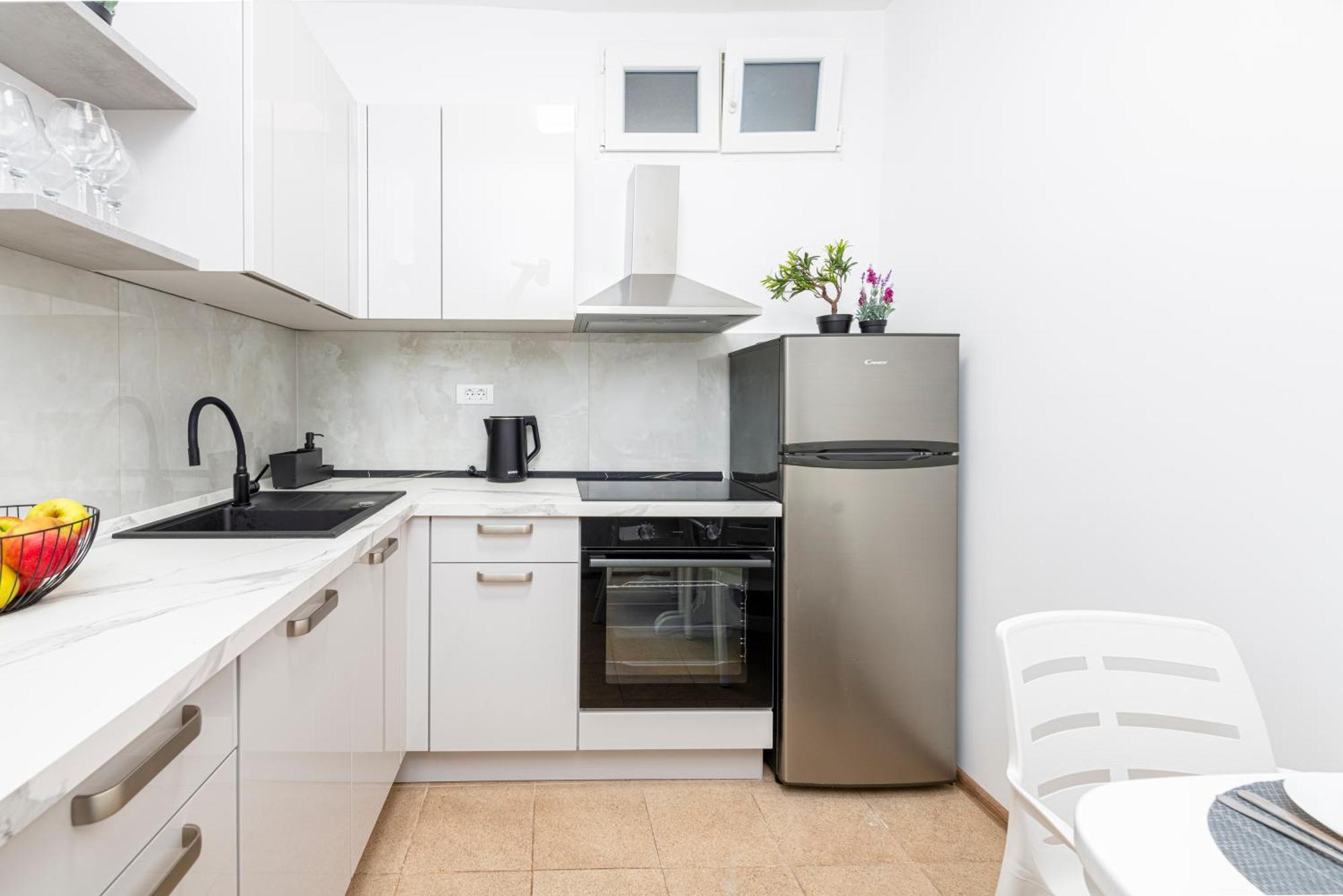 Vera Apartments Дубровник Екстериор снимка