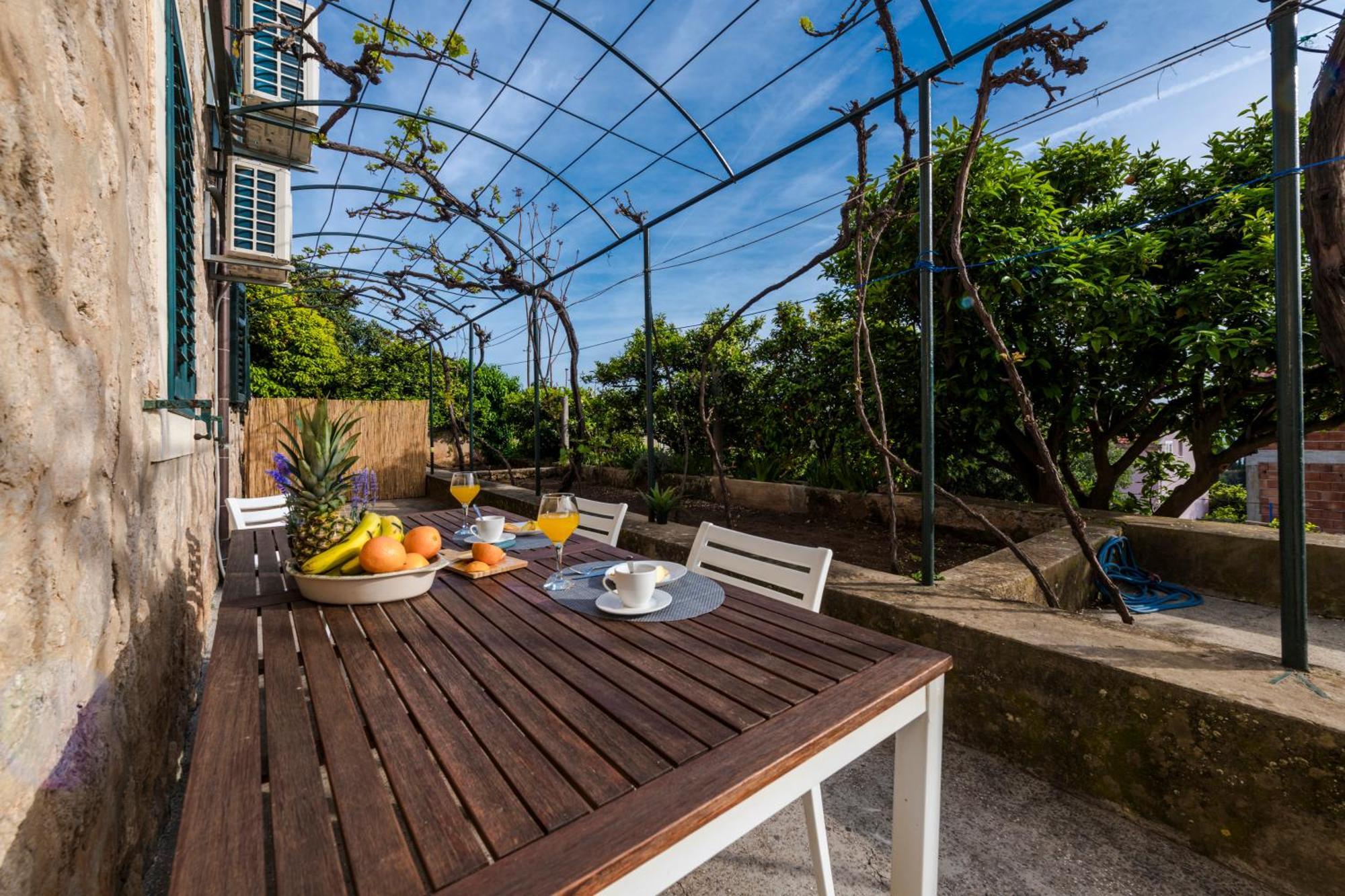 Vera Apartments Дубровник Екстериор снимка
