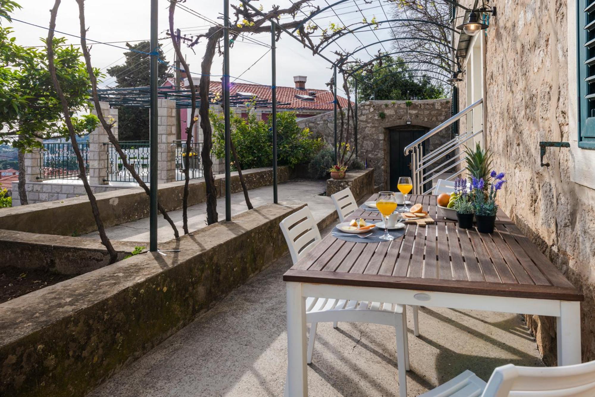 Vera Apartments Дубровник Екстериор снимка