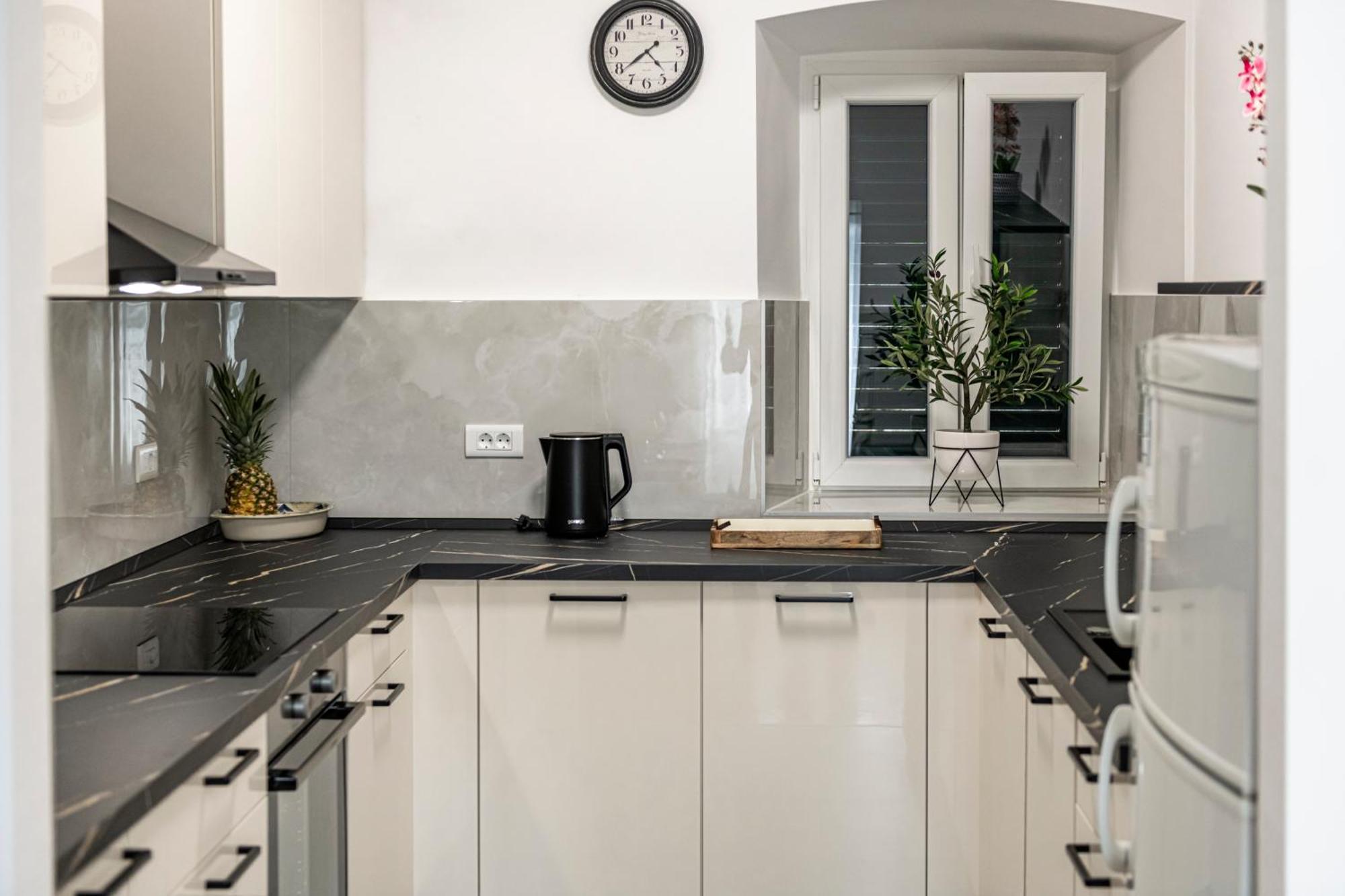 Vera Apartments Дубровник Екстериор снимка